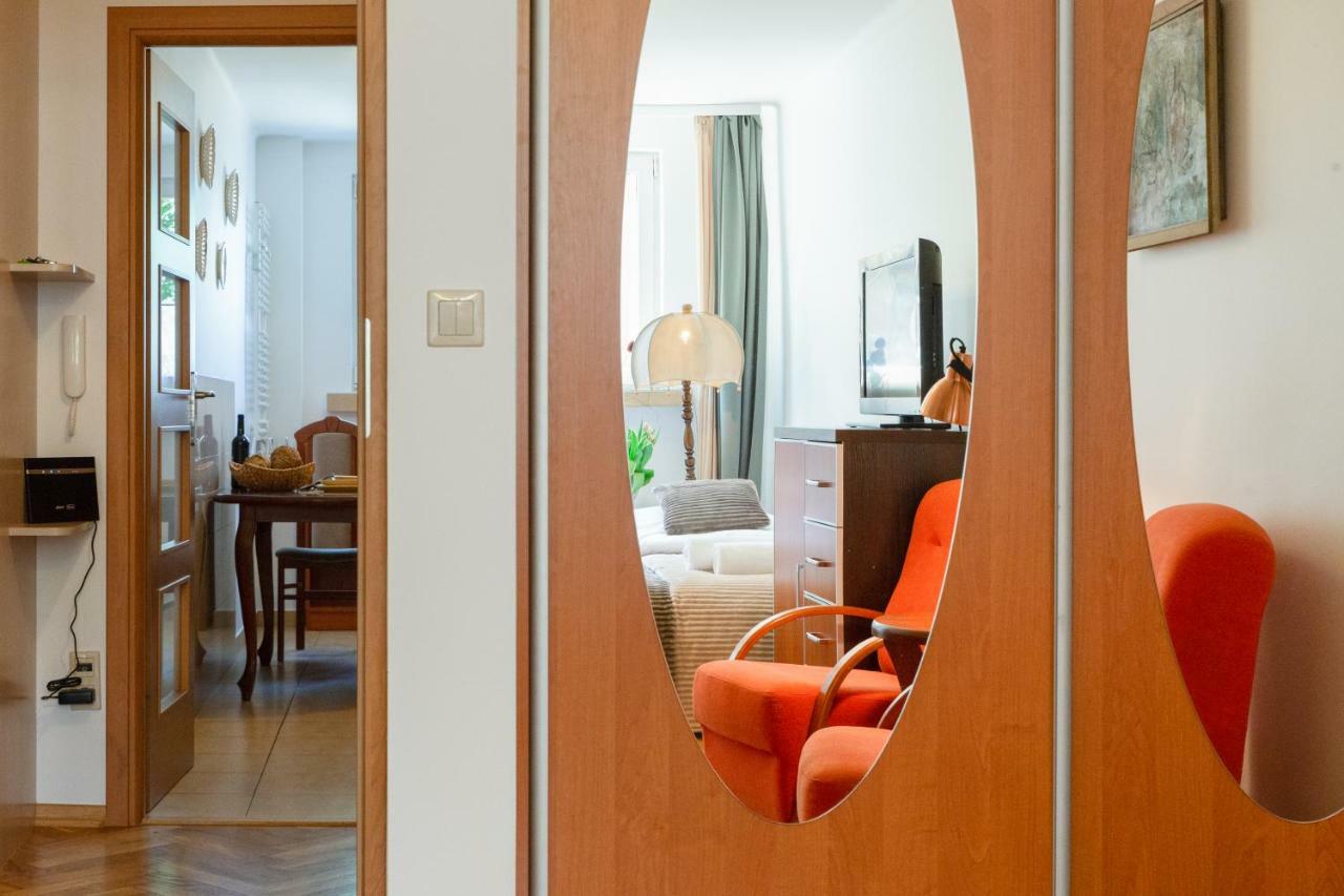 Traditional Apartment Starowislna Street Krakow Ngoại thất bức ảnh